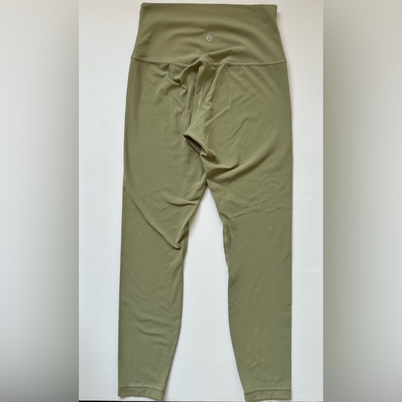 Lululemon Align - size 6 - Picture 5 of 8